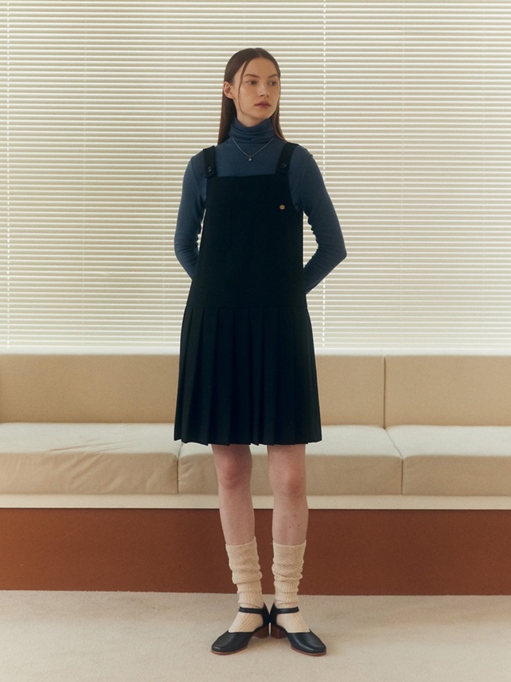 WConcept Black Pleated Pinafore Skirt